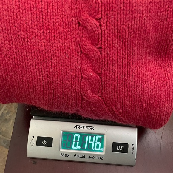 Icelandic designs red Cable Knit Sweater size medium‎ - Picture 10 of 10
